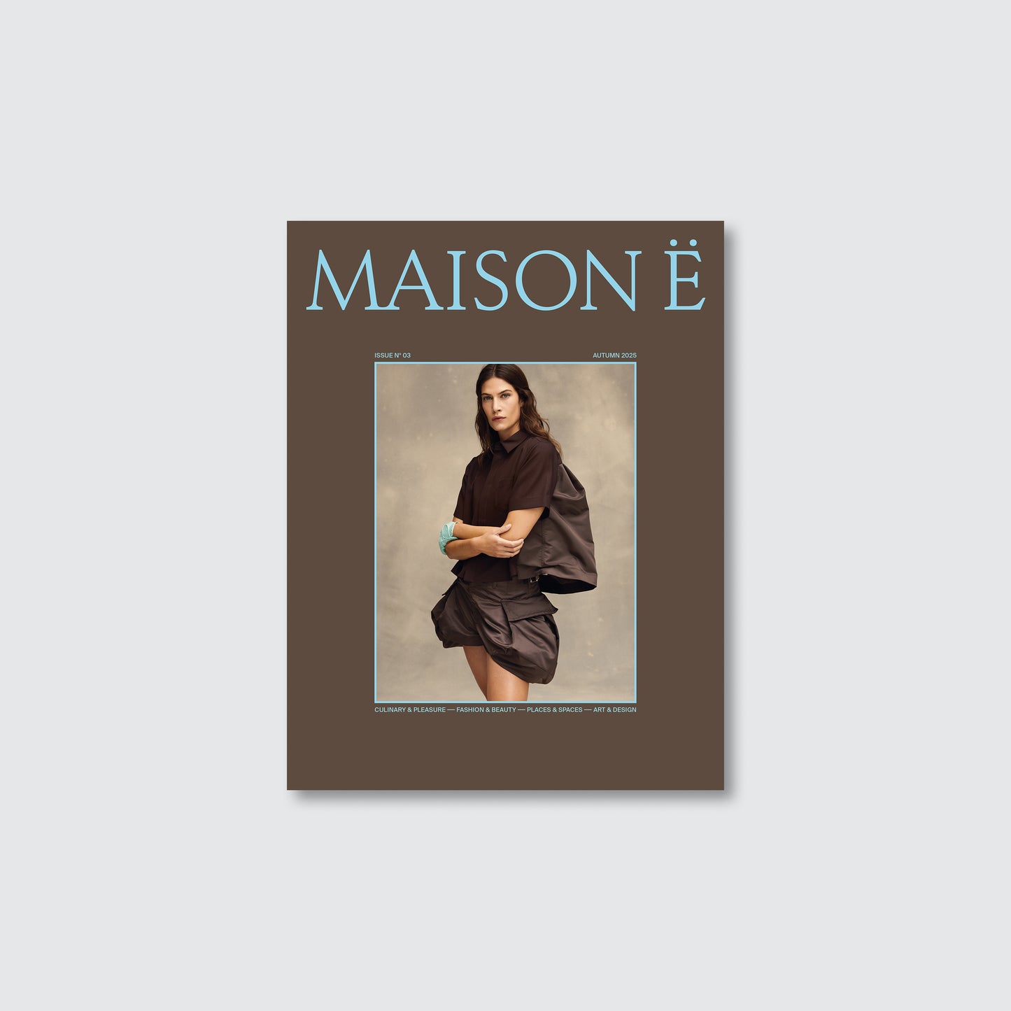 Maison E Issue 03 Produktabbildung Female